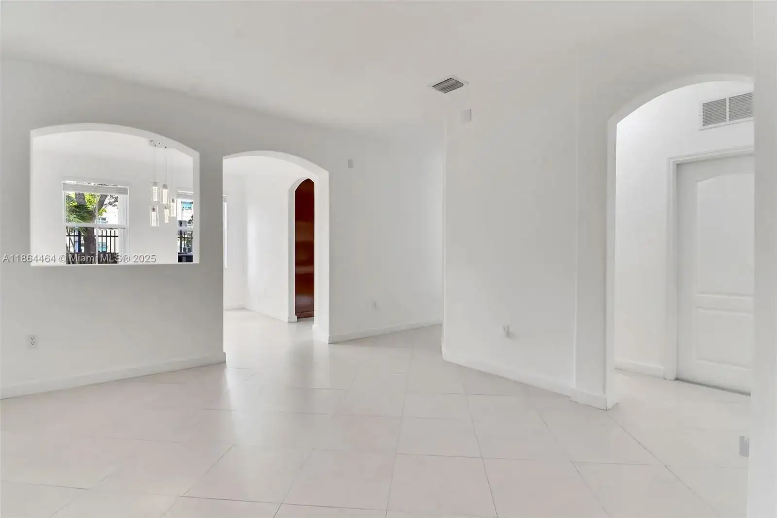 11321 NW 84th St, Doral FL 33178 photo 3