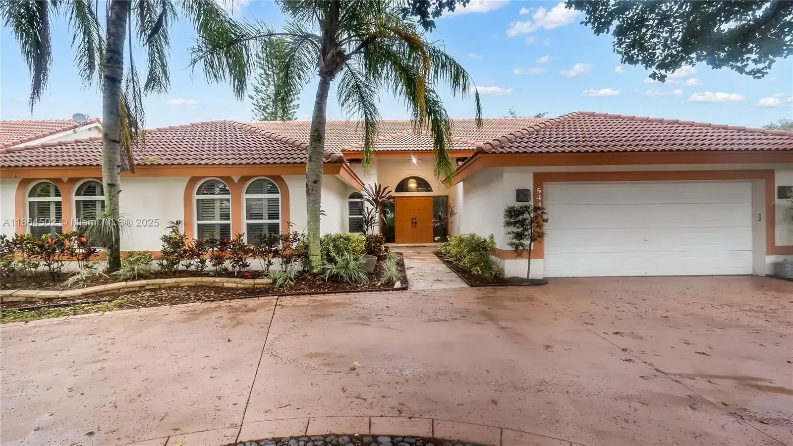 5449 NW 86th Ter, Coral Springs FL 33067 photo 2
