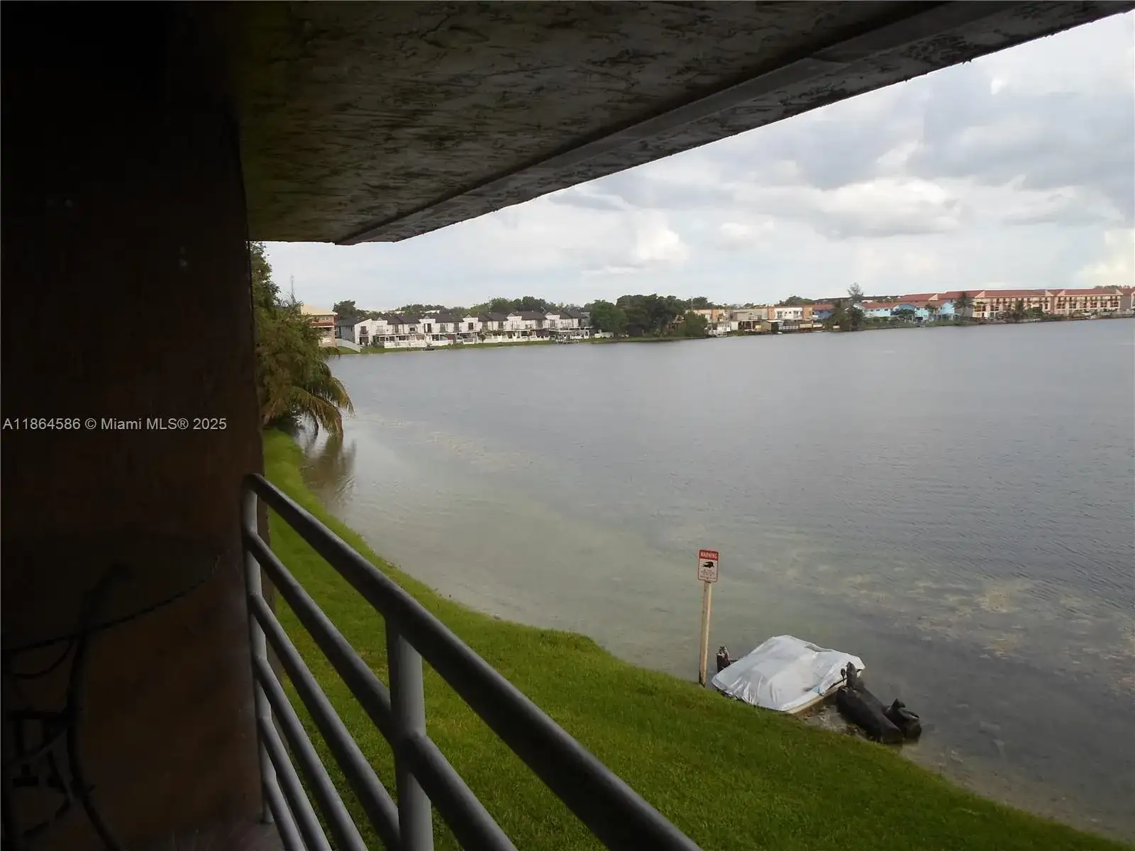 2750 W 60th St # 59, Hialeah FL 33016 photo 4