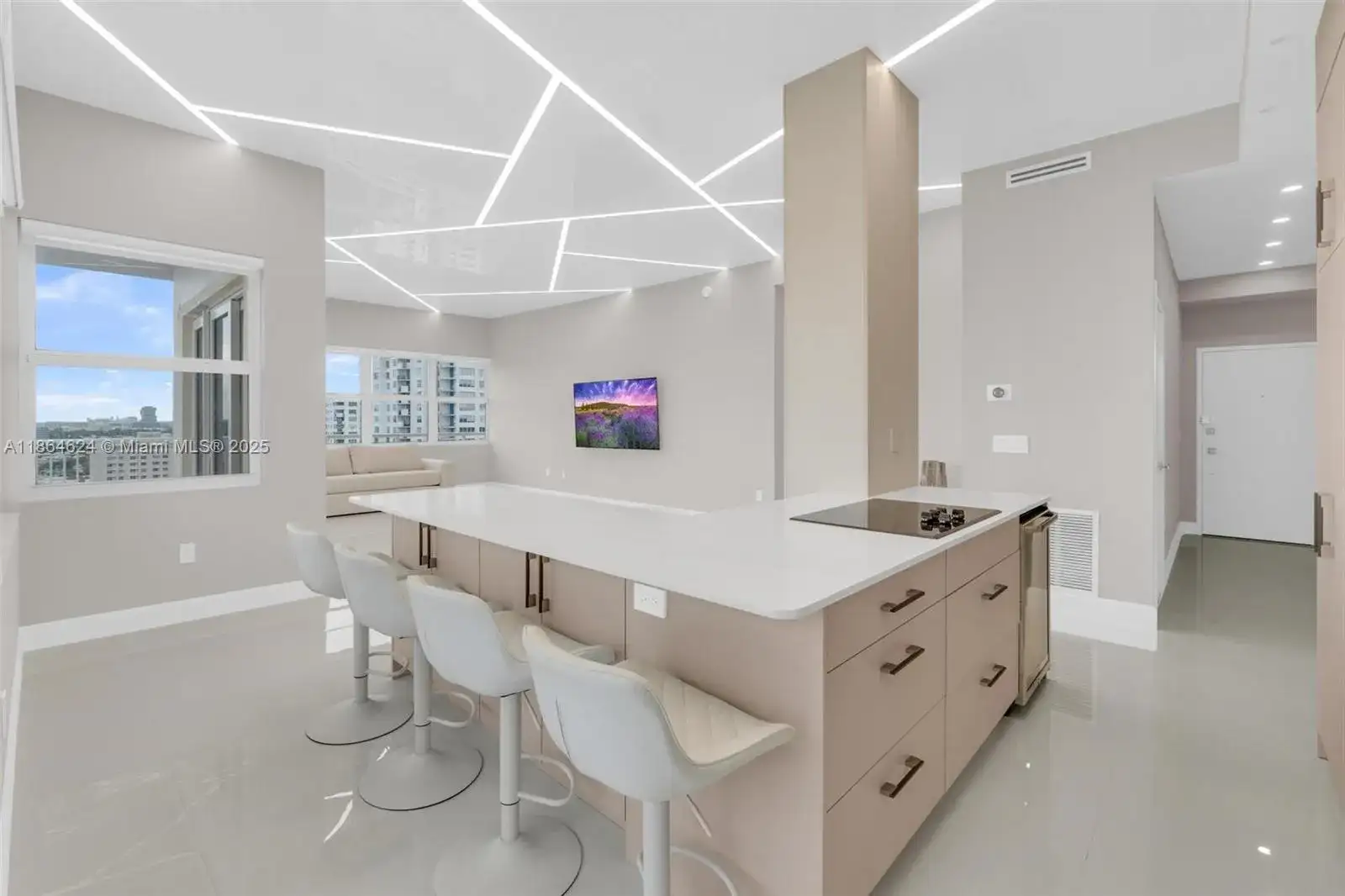 18011 Biscayne Blvd, Aventura FL 33160 photo 2
