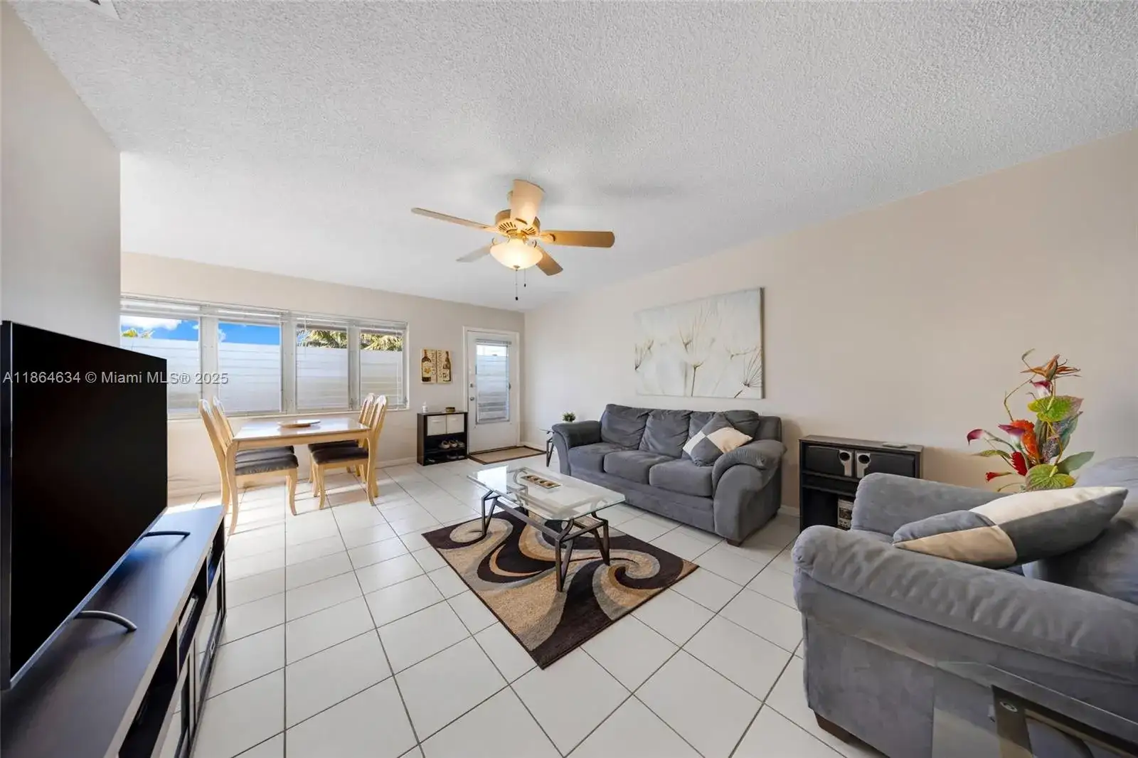 15600 NE 6th Ave # 26D, Miami FL 33162 photo 4