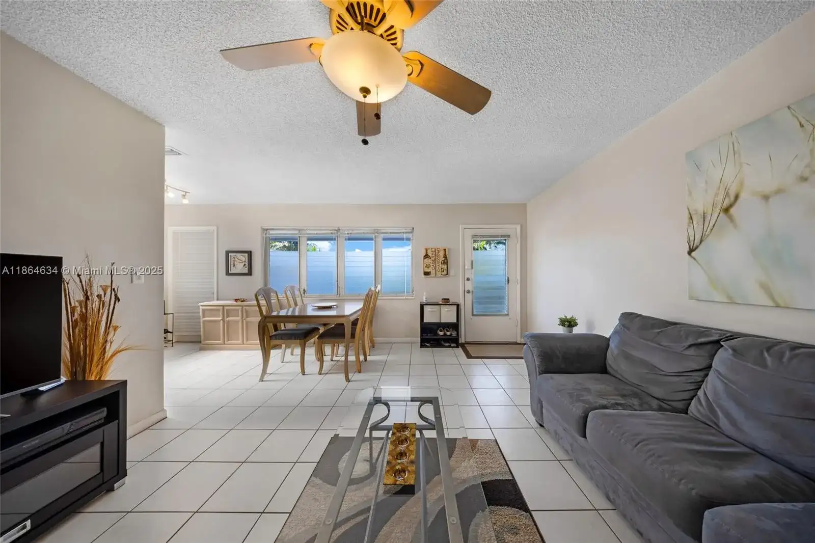 15600 NE 6th Ave # 26D, Miami FL 33162 photo 5