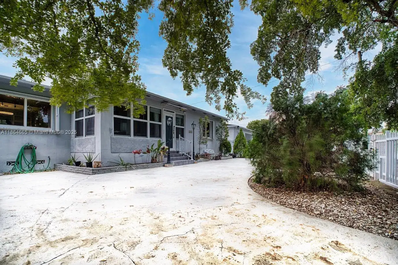 1923 Dewey St, Hollywood FL 33020 photo 3
