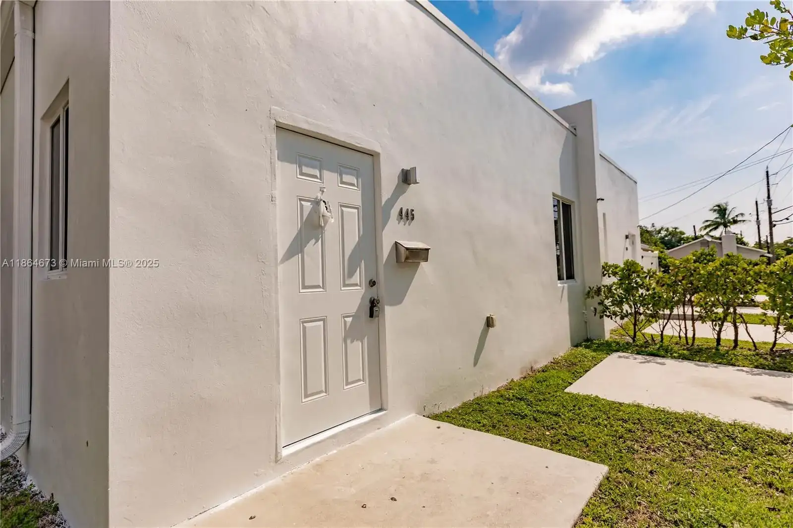 445 NW 77th St # 445, Miami FL 33150 photo 3