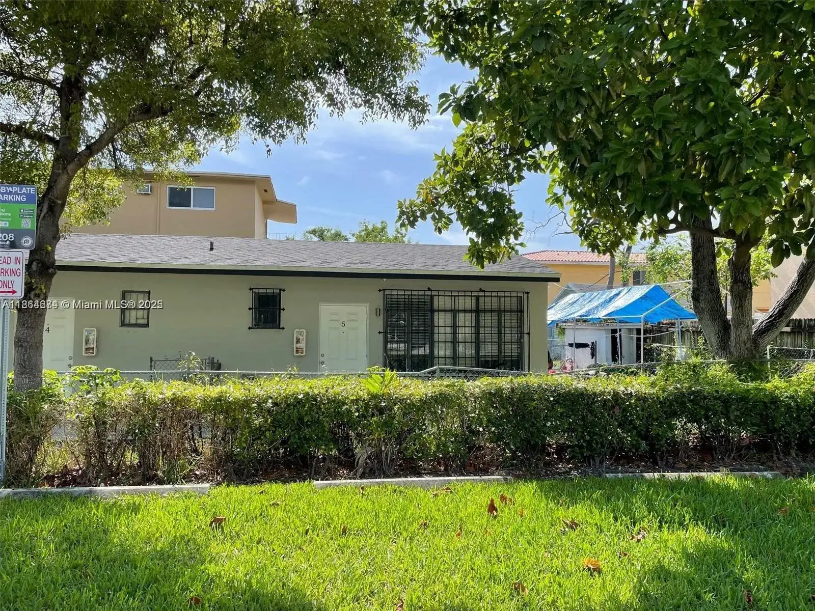 1346 NW 6th St, Miami FL 33125 photo 3