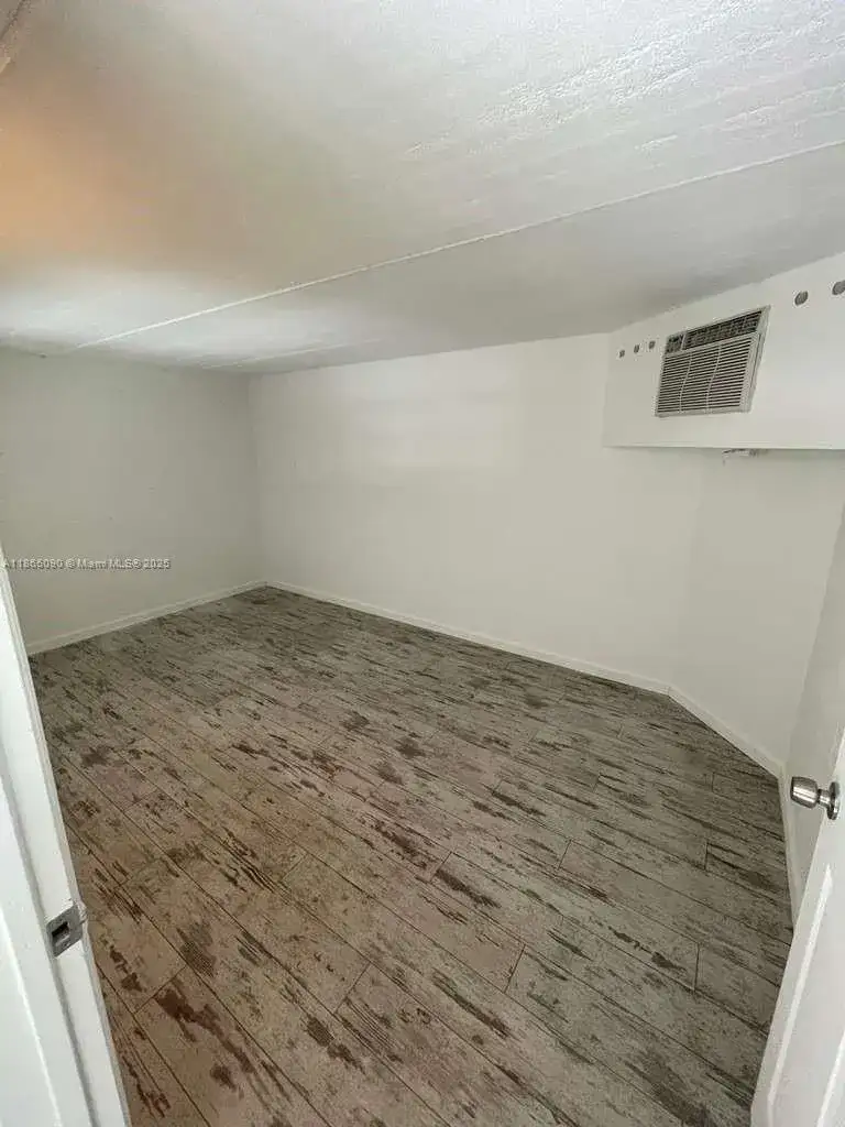 1771 Blount Rd # 204, Pompano Beach FL 33069 photo 2