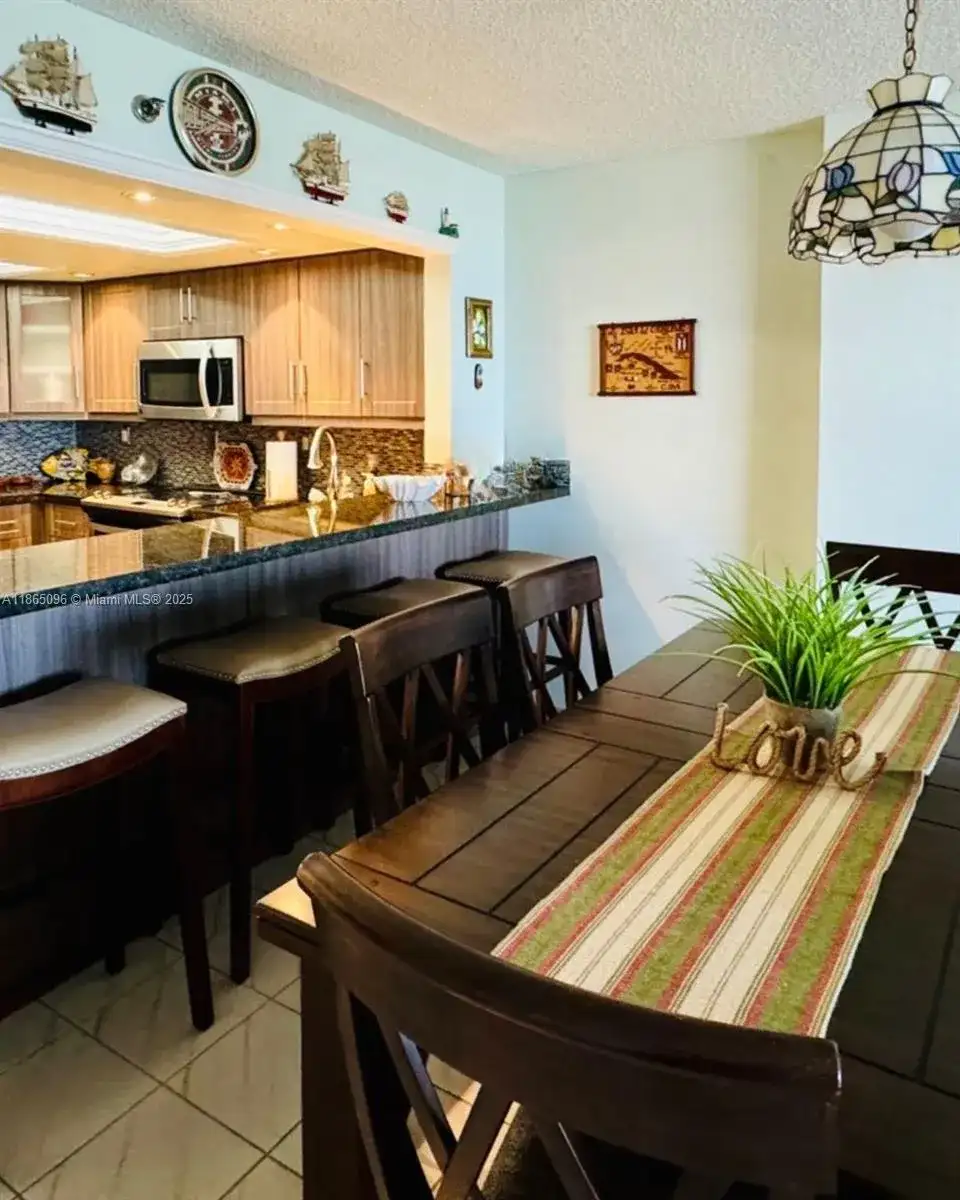 2625 Collins Ave # 305, Miami Beach FL 33140 photo 5