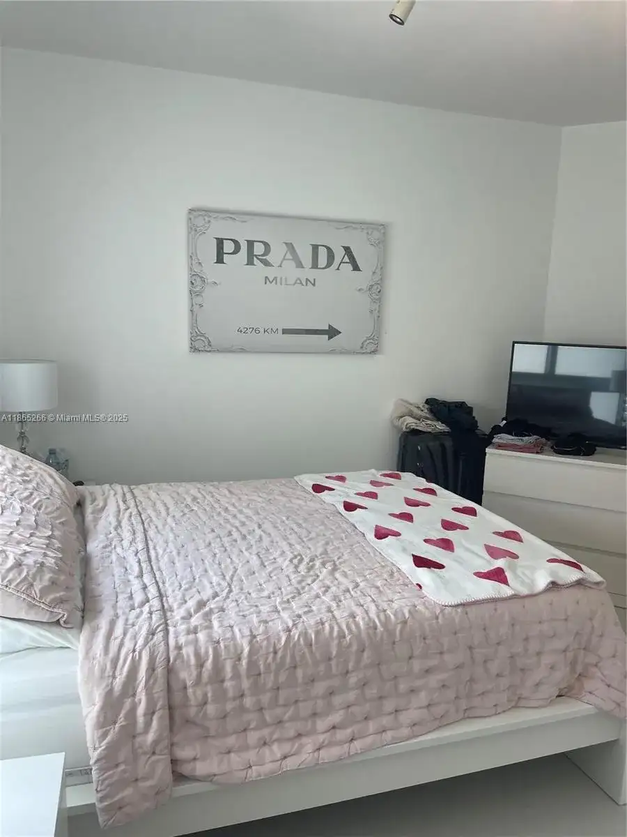 350 S Miami Ave # 1108, Miami FL 33130 photo 4