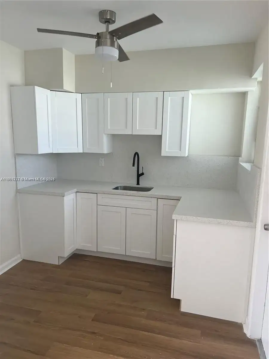 315 83rd St # 10, Miami Beach FL 33141 photo 3