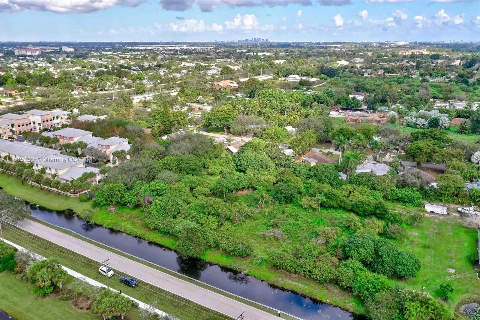 76 Sw Ave, Davie FL 33314 photo 4