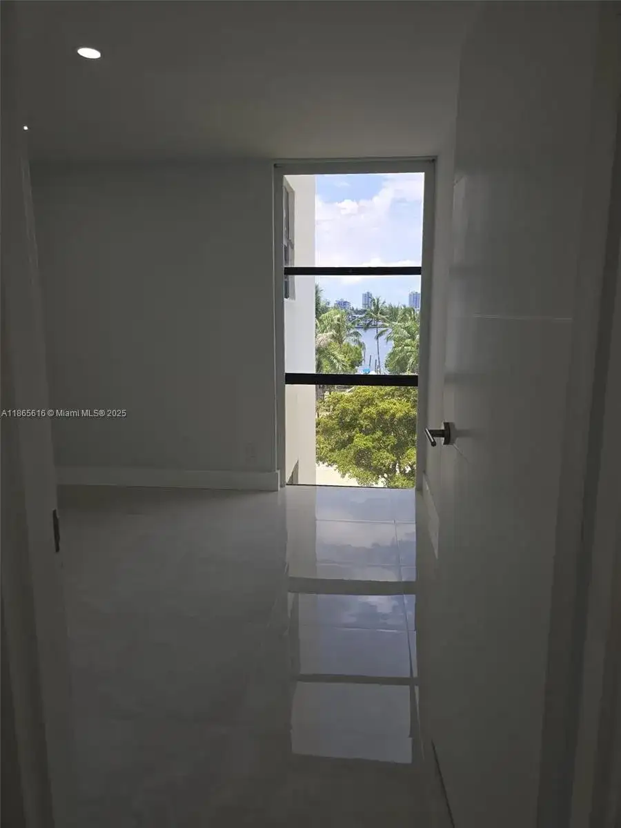 17021 N Bay Rd # 601, Sunny Isles Beach FL 33160 photo 4
