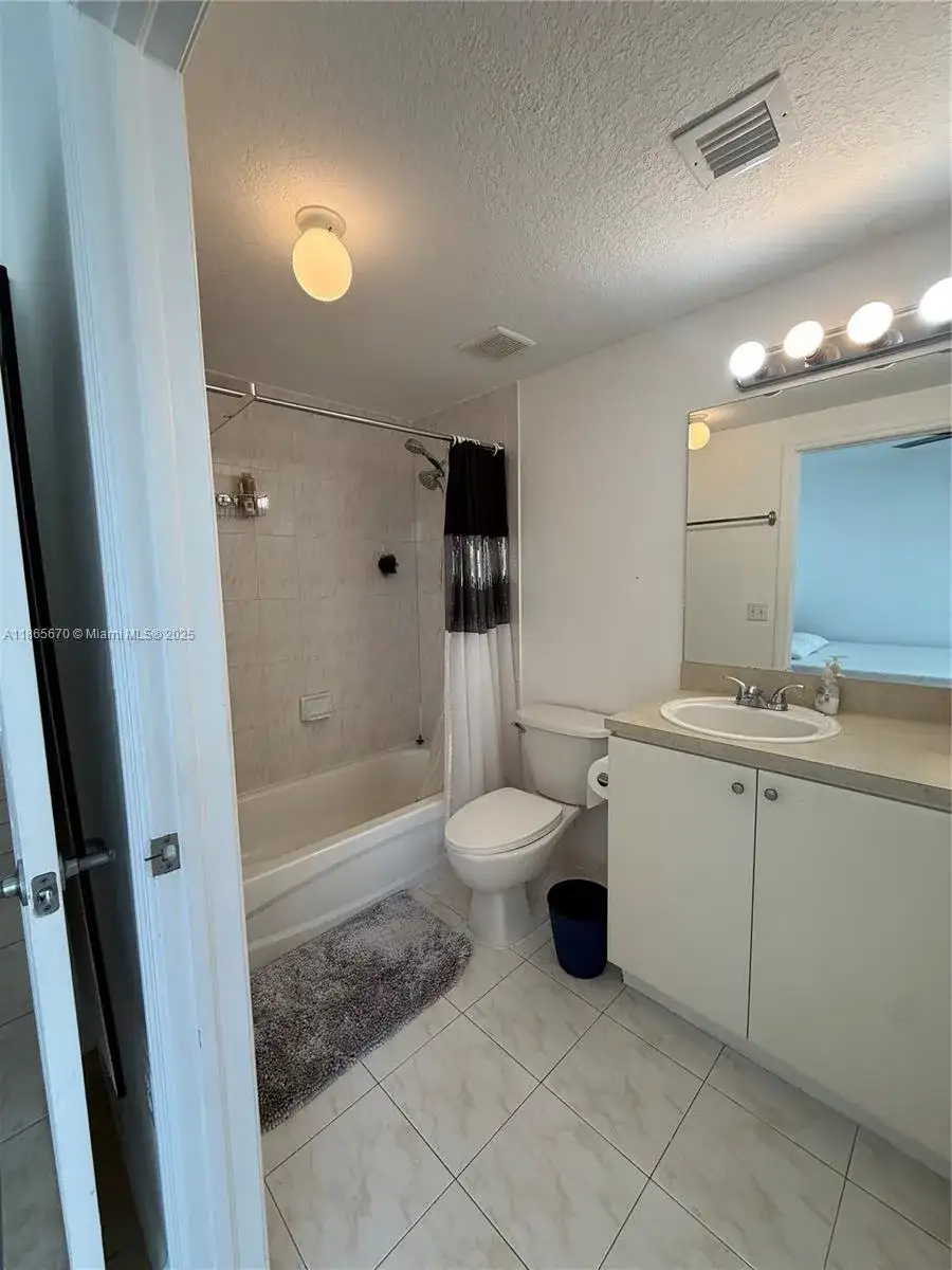 119 SW 6th Ave # 803, Miami FL 33130 photo 5