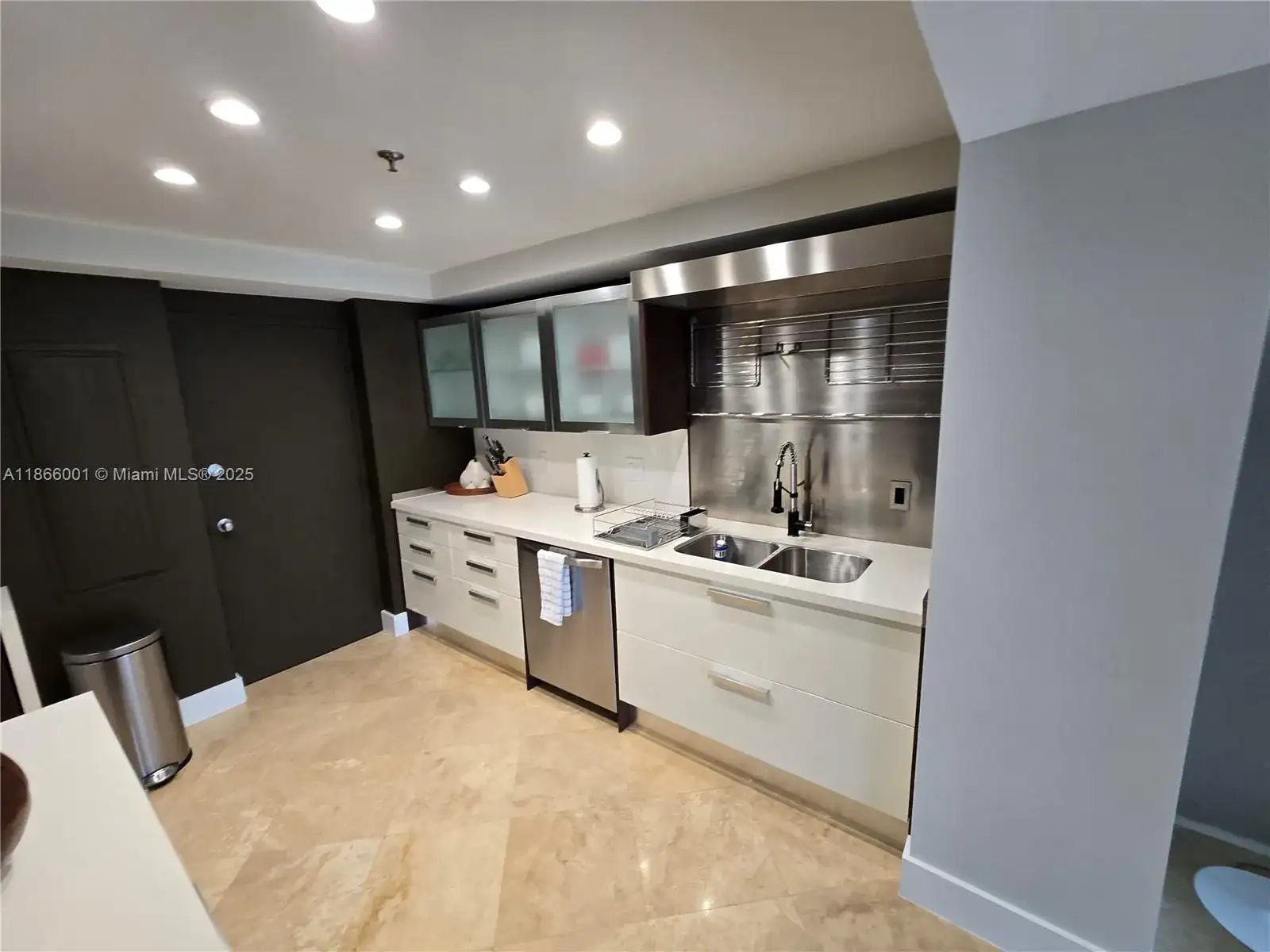11113 Biscayne Blvd # 854, Miami FL 33181 photo 3