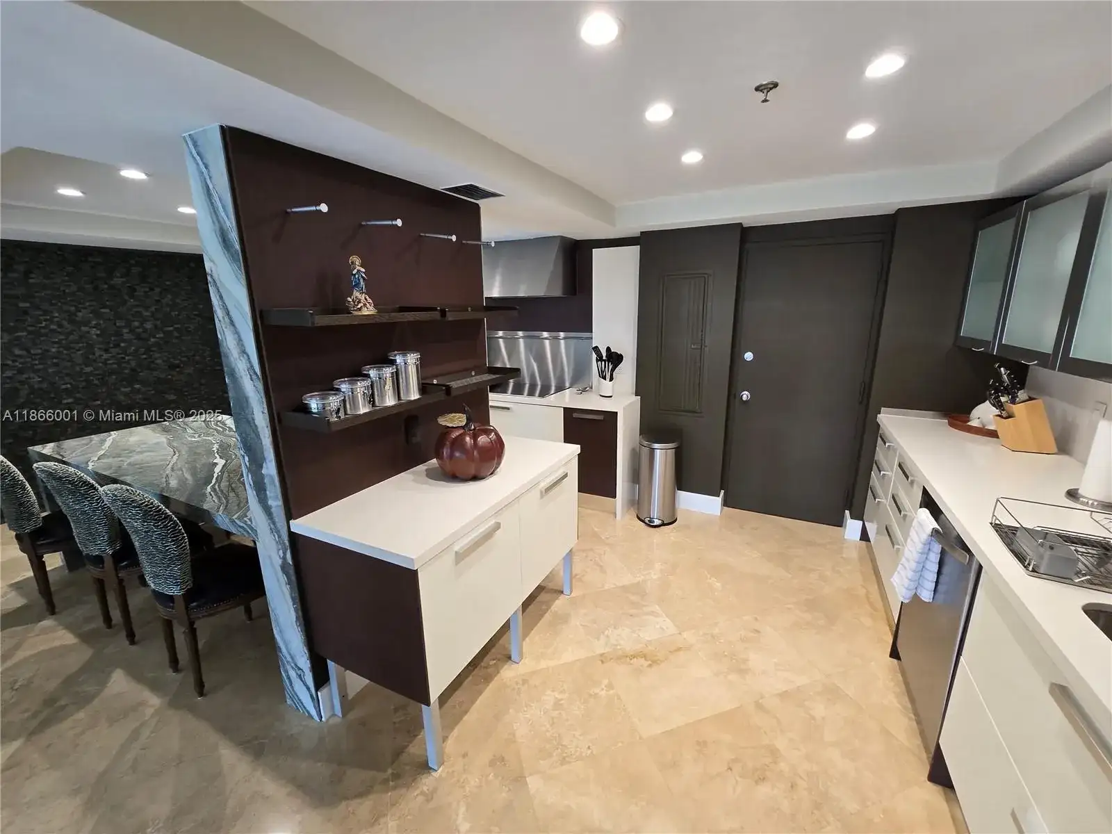 11113 Biscayne Blvd # 854, Miami FL 33181 photo 4