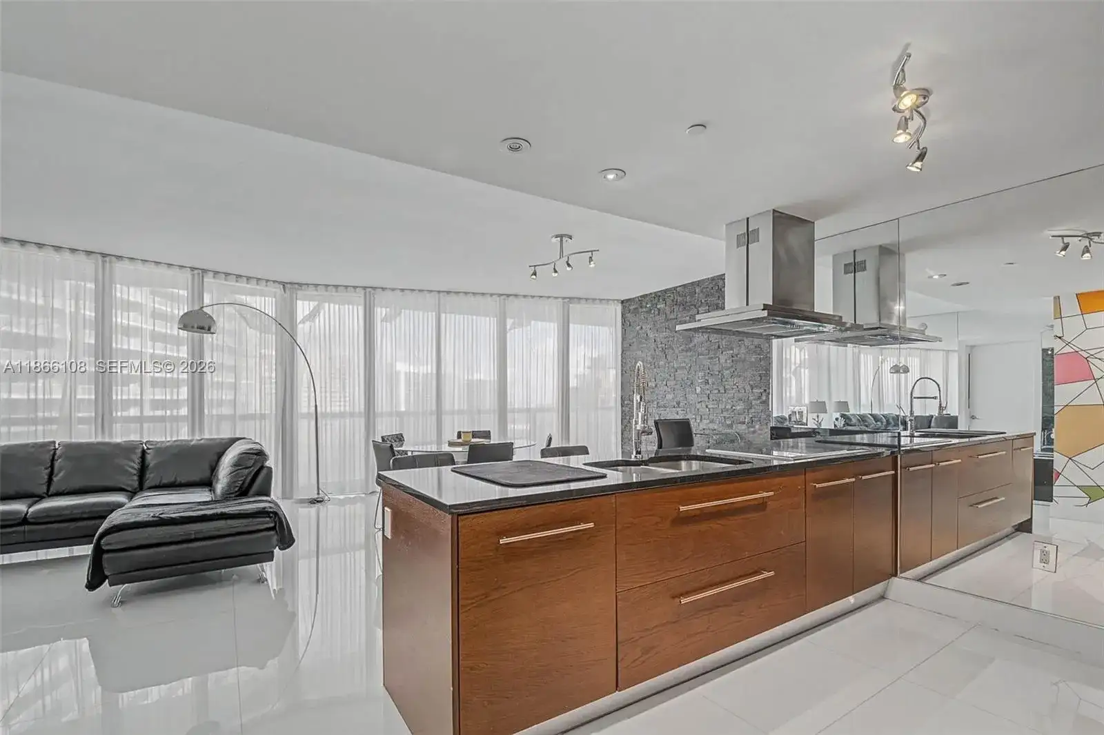 495 Brickell Ave # 3504, Miami FL 33131 photo 3