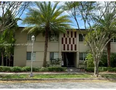 1300 Salzedo St # 5, Coral Gables FL 33134 photo 2