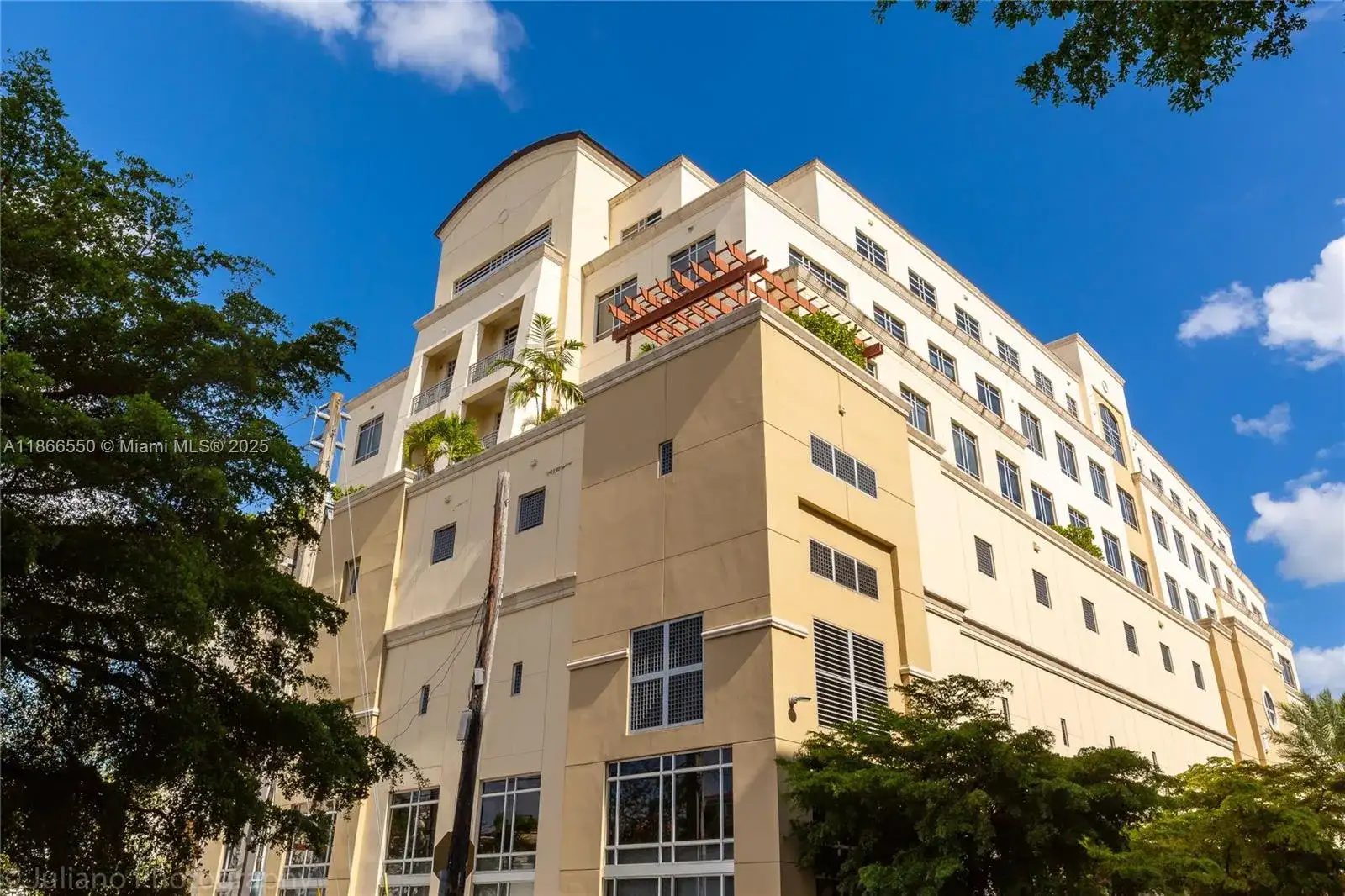 135 San Lorenzo Ave # 150, Coral Gables FL 33146 photo 2