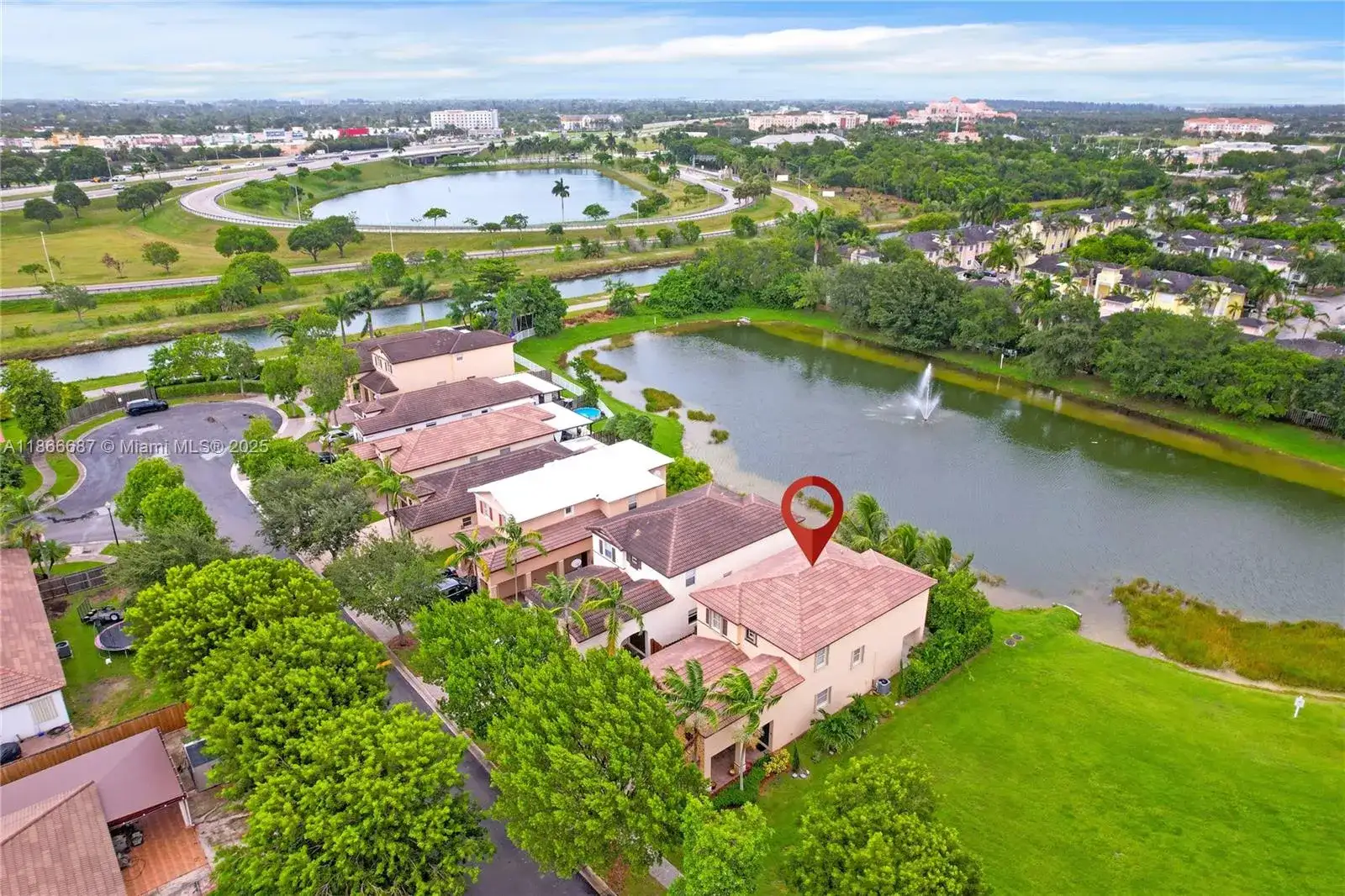 363 NE 25th Ter, Homestead FL 33033 photo 4