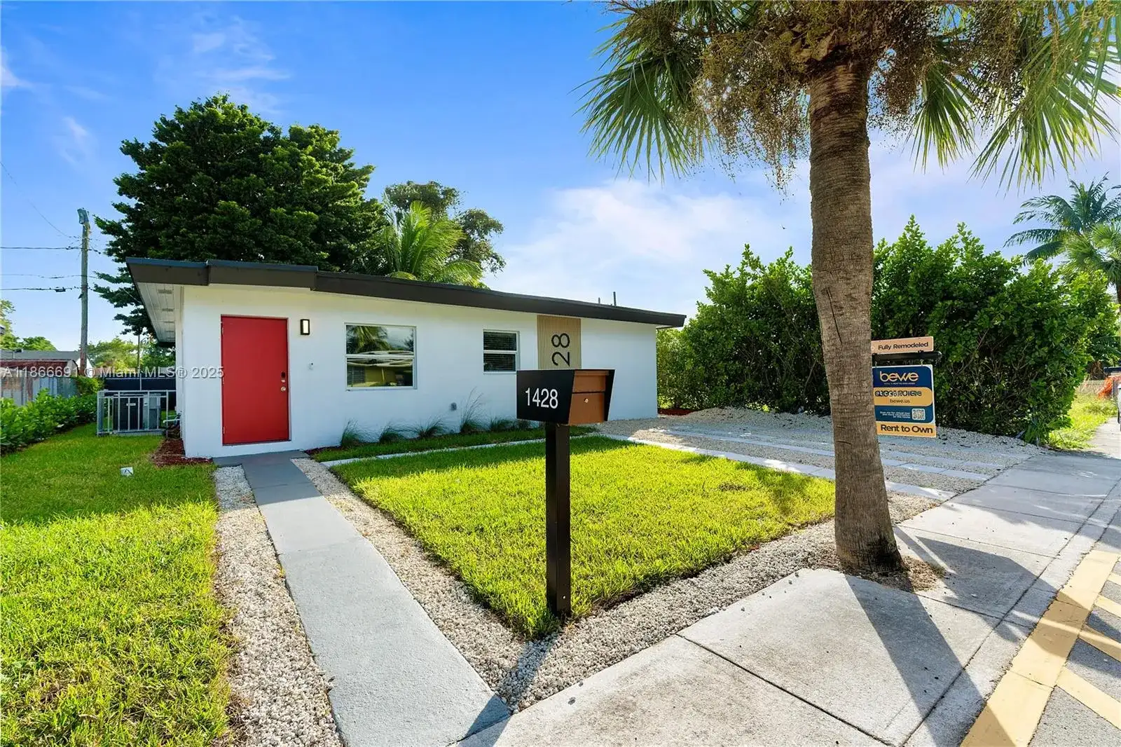 1428 NE 153rd Ter, North Miami Beach FL 33162 photo 3