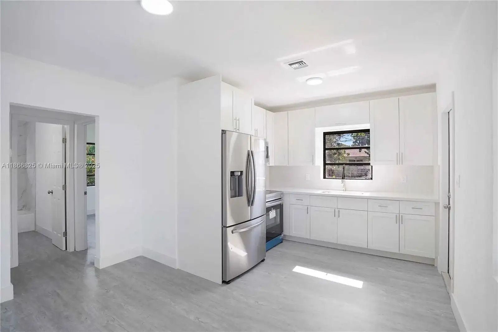 50 E 13th St, Hialeah FL 33010 photo 5