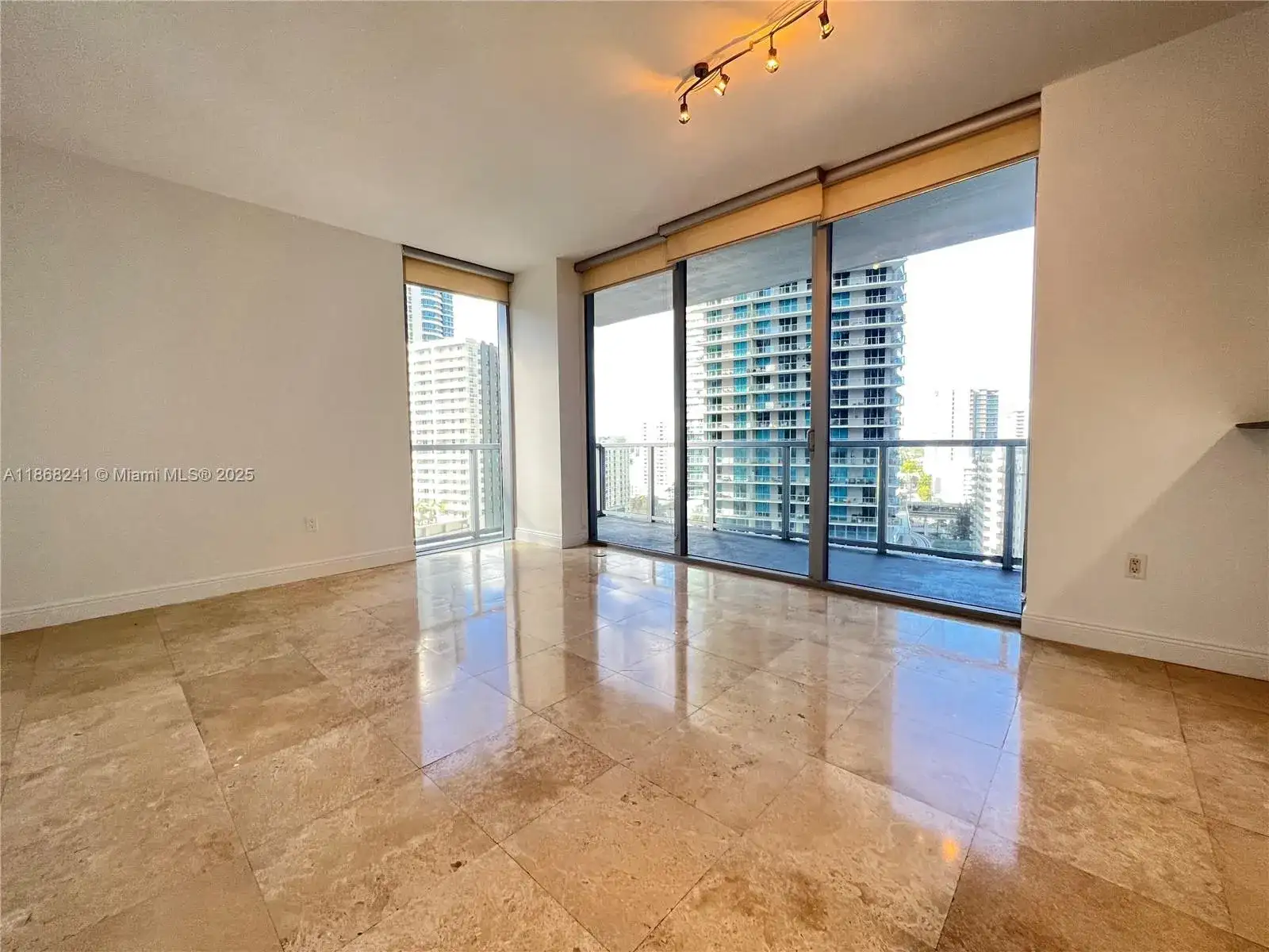 1050 Brickell Ave # 1514, Miami FL 33131 photo 4