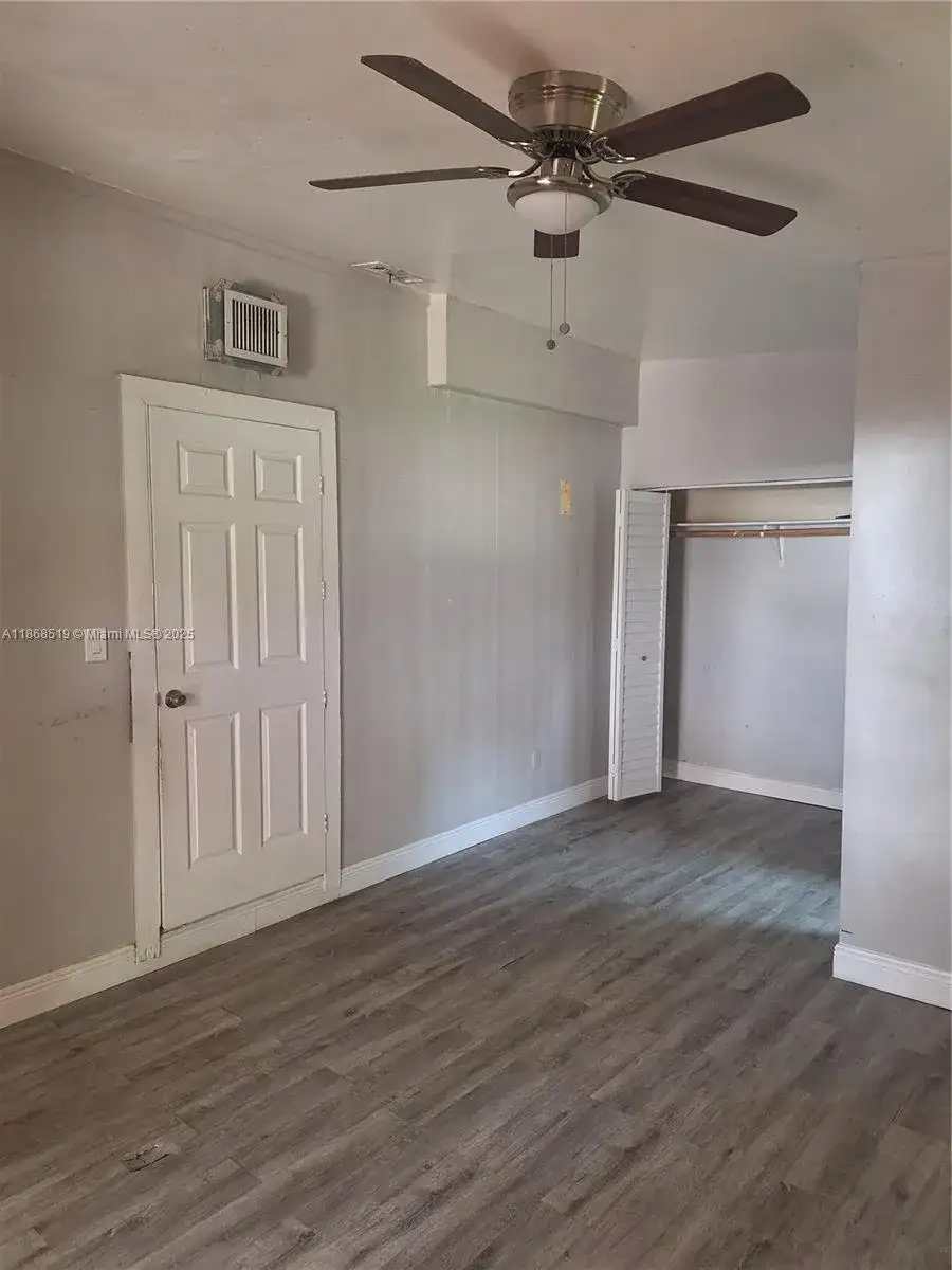 771 NE 177th St # 1, Miami FL 33162 photo 3