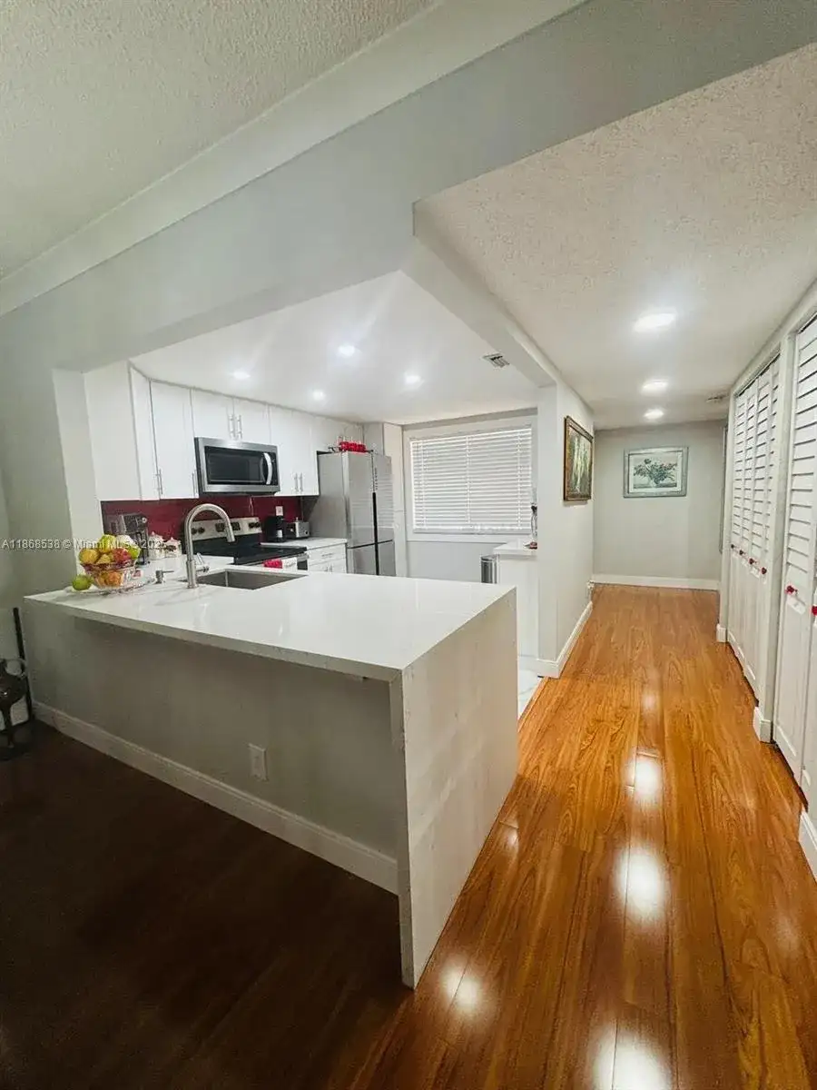 3501 Inverrary Dr # 201, Lauderhill FL 33319 photo 3