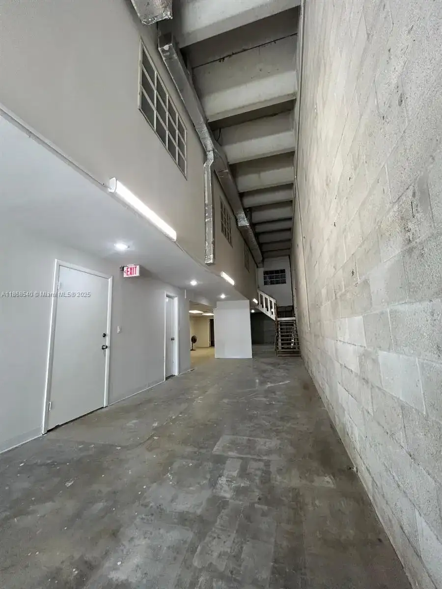 8418 NW 61st St # 5, Miami FL 33166 photo 2