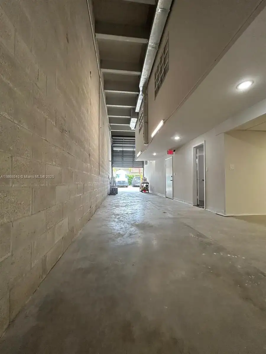 8418 NW 61st St # 5, Miami FL 33166 photo 4