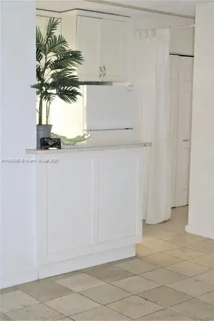 7904 West Dr, North Bay Village FL 33141 photo 4