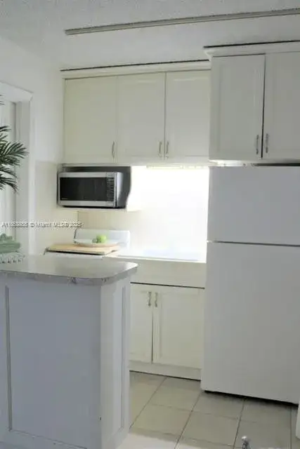 7904 West Dr, North Bay Village FL 33141 photo 5