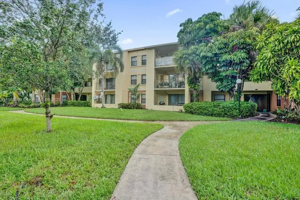 9999 Summerbreeze Dr # 108, Sunrise FL 33322 photo 2