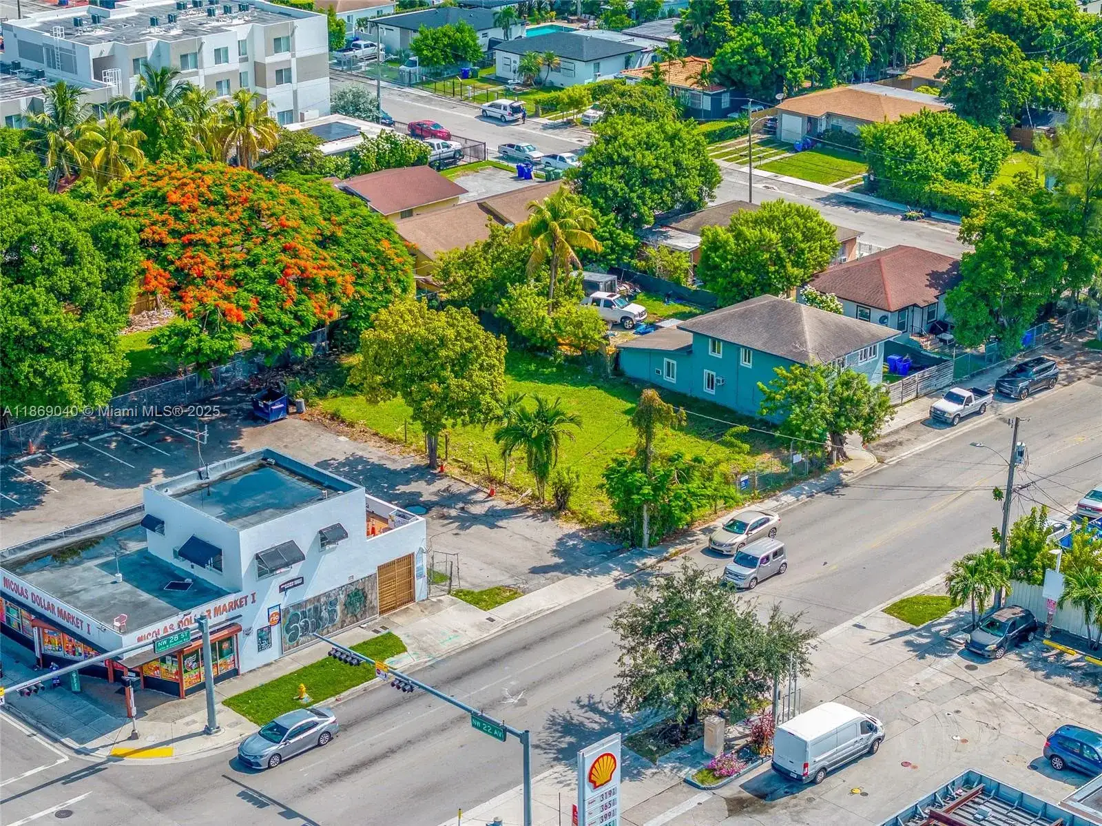 2177 NW 28th St, Miami FL 33142 photo 2