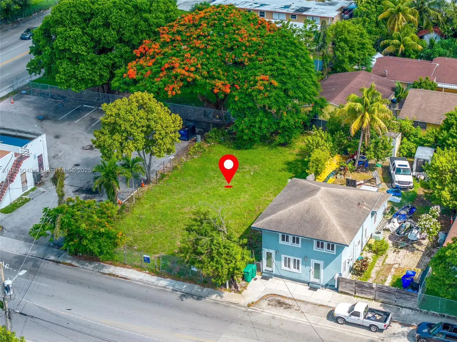 2177 NW 28th St, Miami FL 33142 photo 3