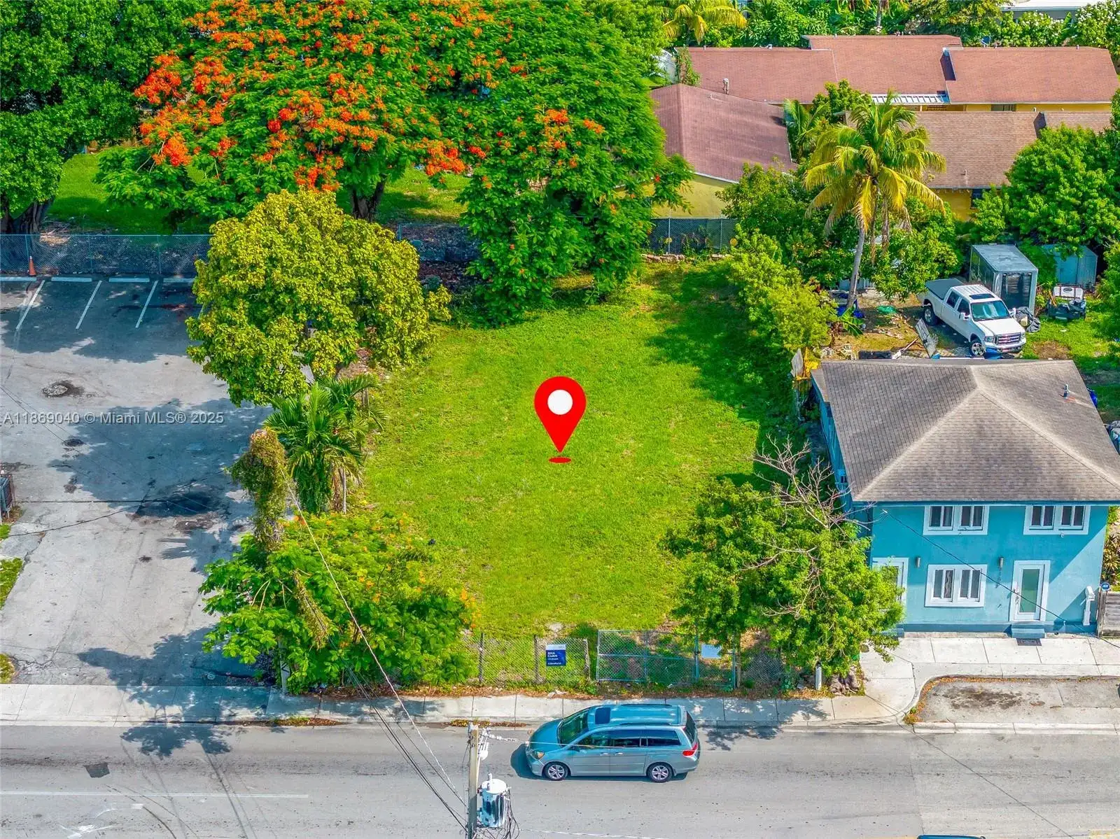 2177 NW 28th St, Miami FL 33142 photo 5