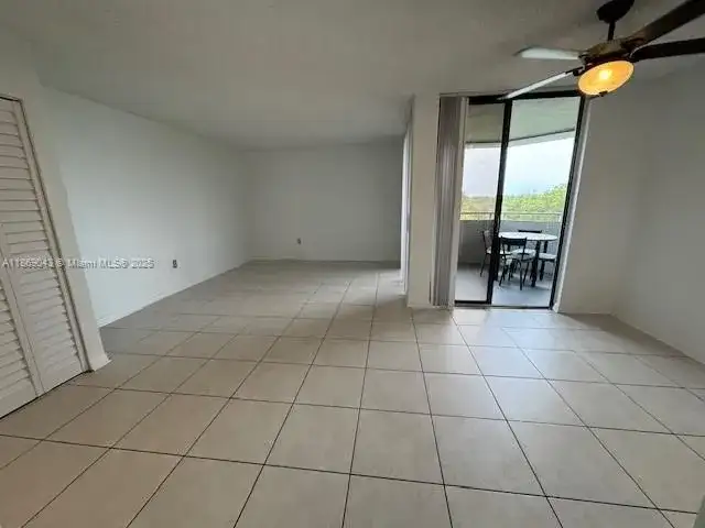 8335 SW 152nd Ave, Miami FL 33193 photo 4