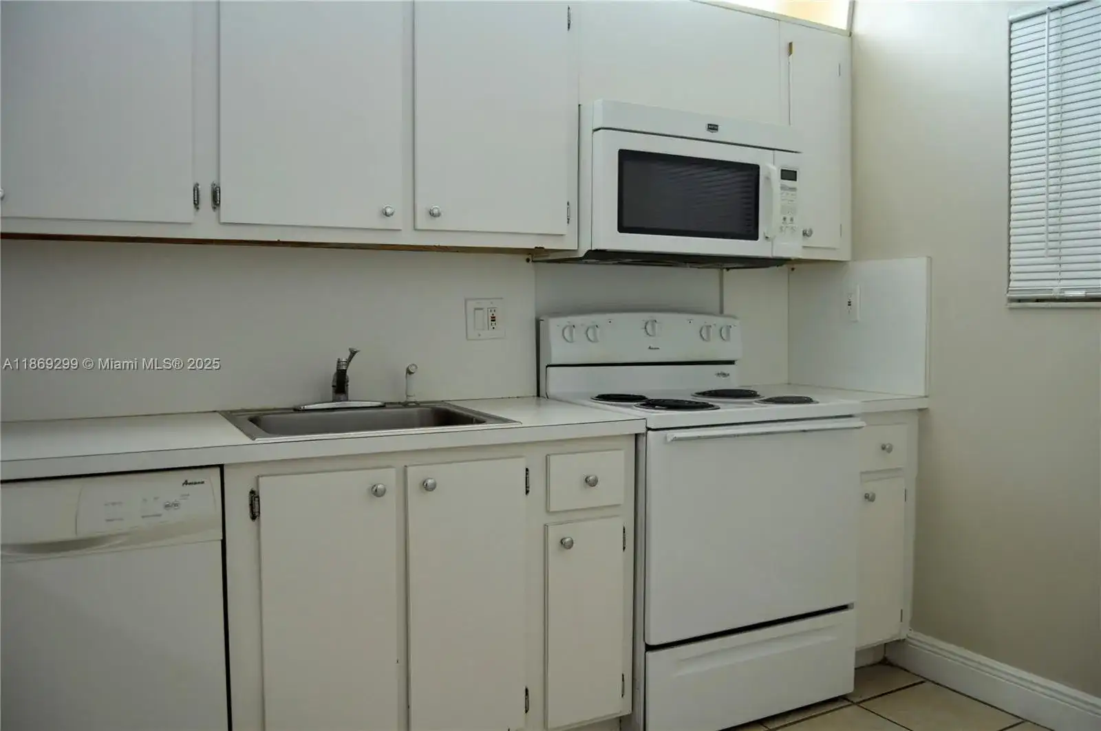 3490 Foxcroft Rd # B212, Miramar FL 33025 photo 4