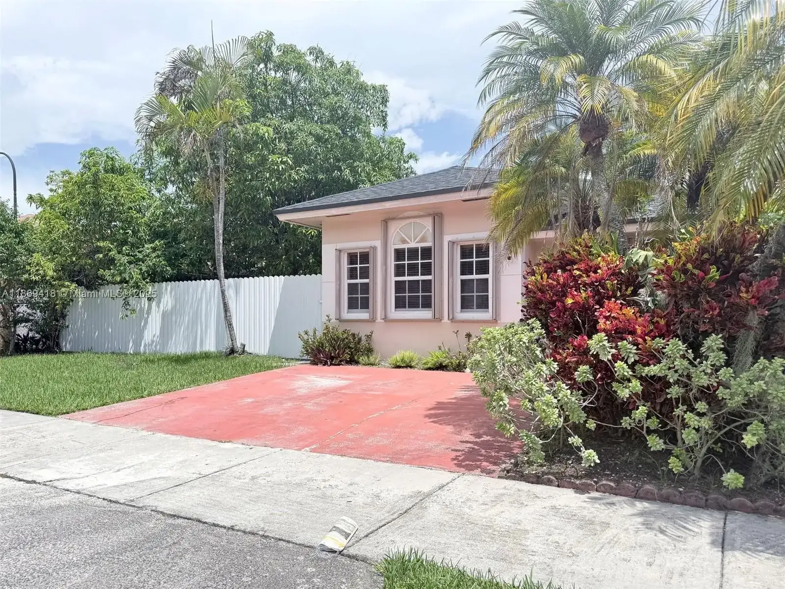 18013 SW 139th Pl, Miami FL 33177 photo 3