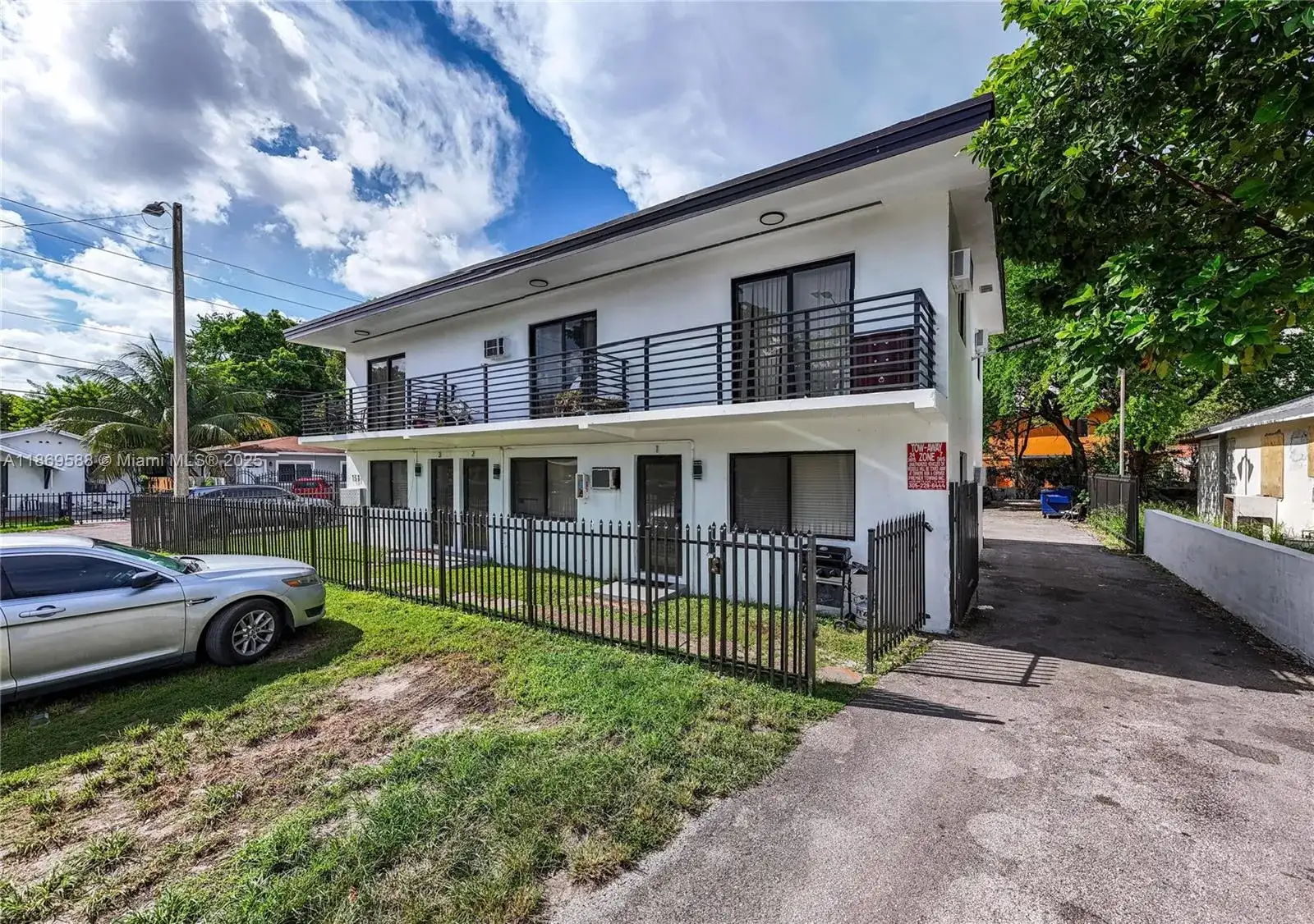 131 NE 77th St, Miami FL 33138 photo 5