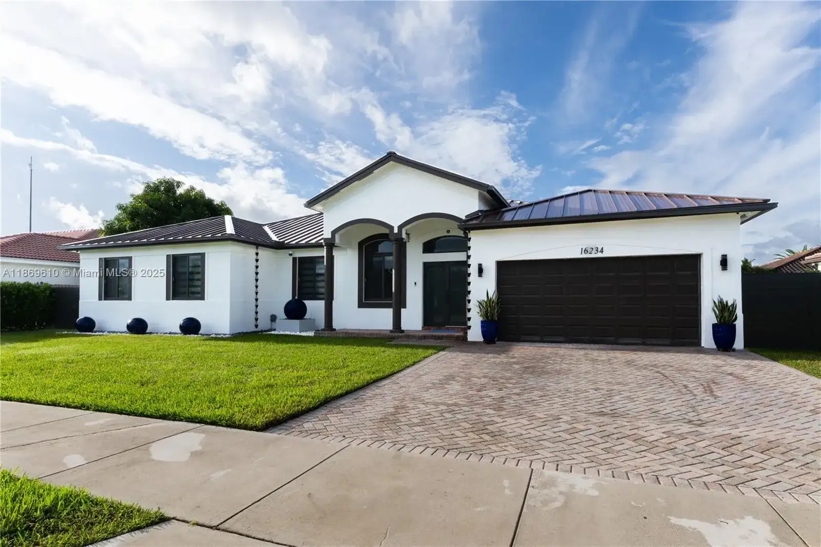 16234 SW 48 Terrace, Miami FL 33185 photo 2
