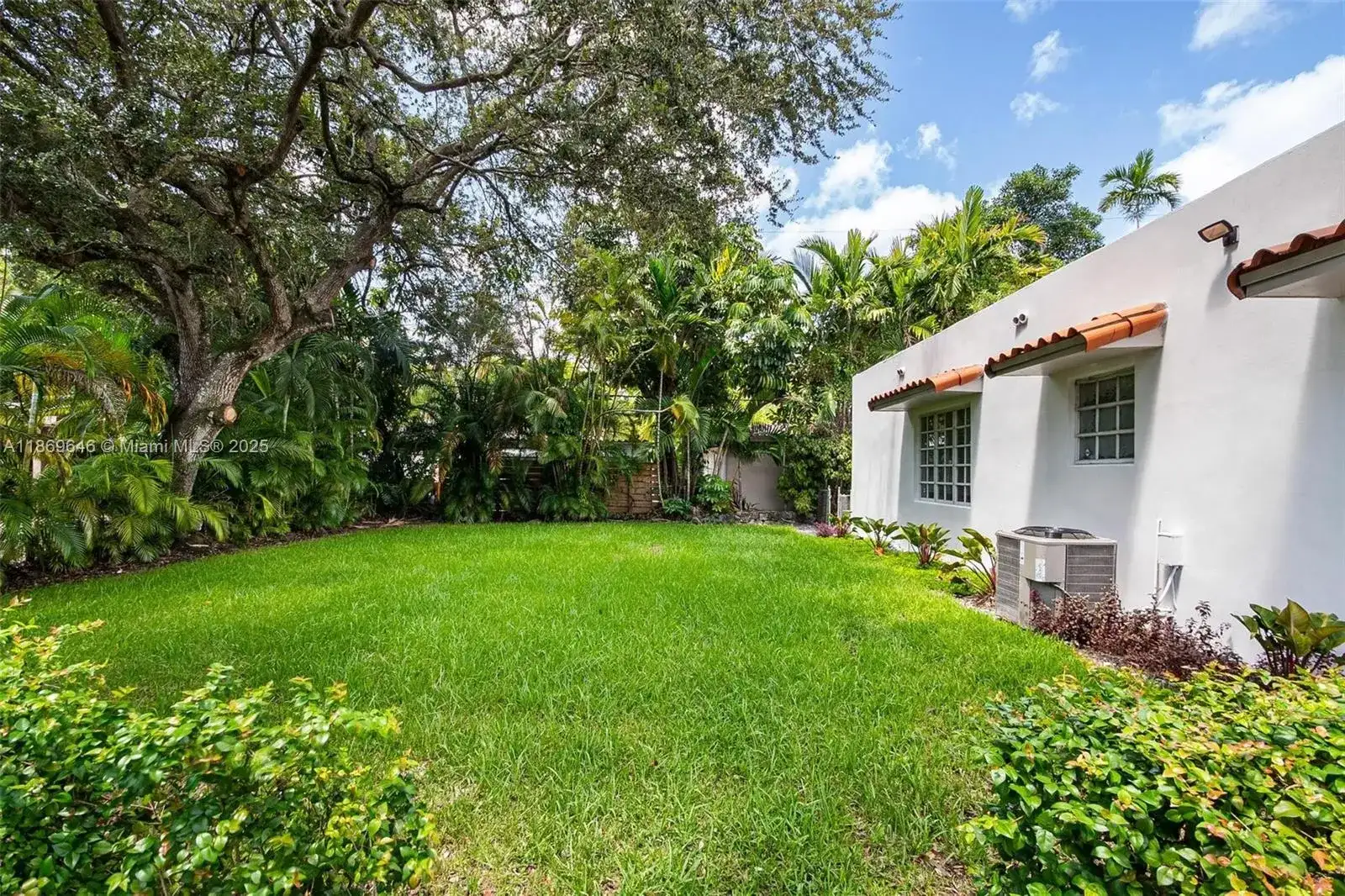 820 Lorca St, Coral Gables FL 33134 photo 5