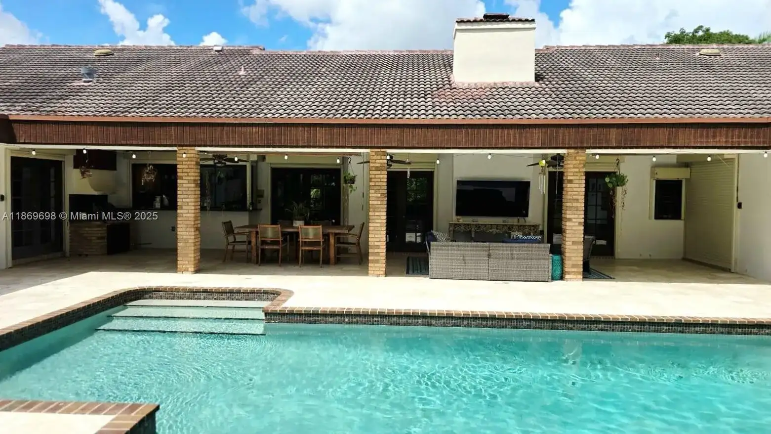 15305 SW 74th Ct, Palmetto Bay FL 33157 photo 4