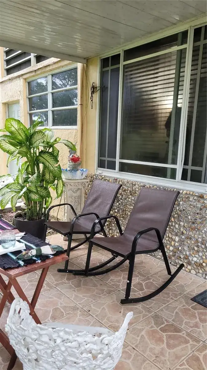 135 NE 202nd Ter # N7, Miami Gardens FL 33179 photo 3