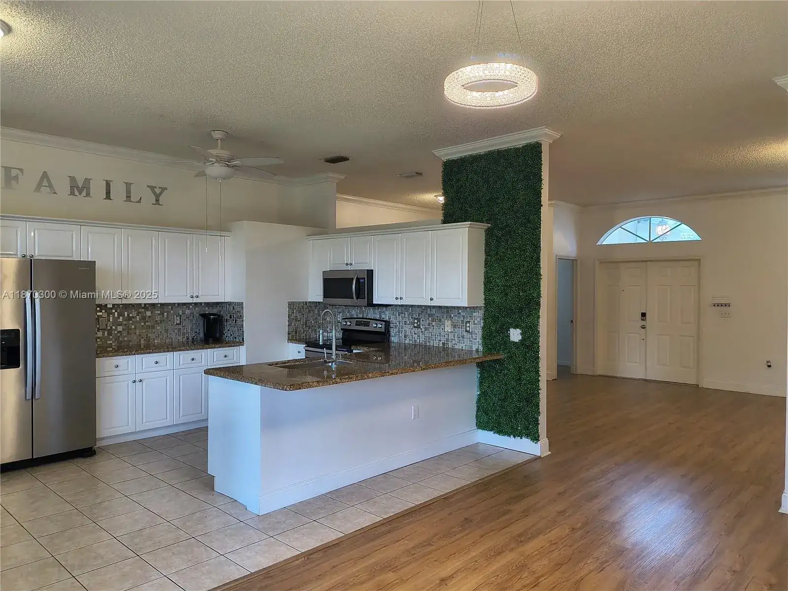 440 SE 25th Dr, Homestead FL 33033 photo 5
