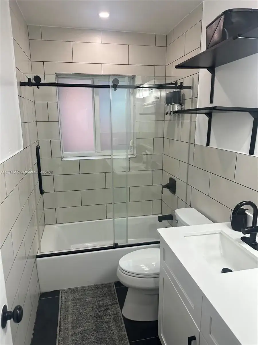 13035 NE 7th Ave # 1, North Miami FL 33161 photo 2