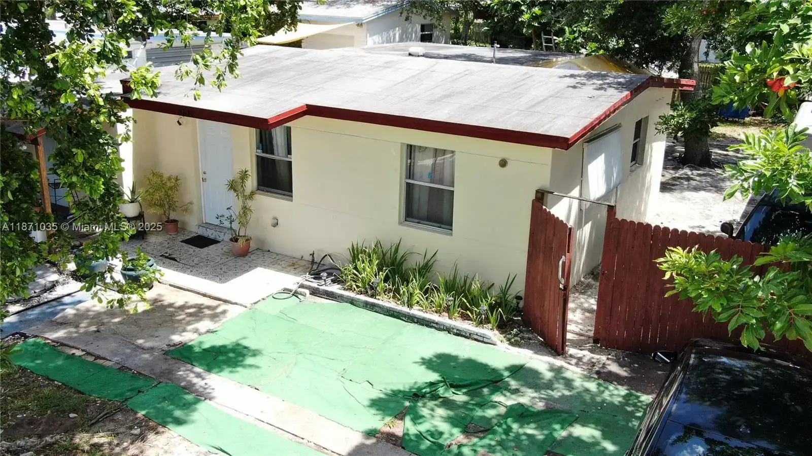 3611 SW 47th Ave, West Park FL 33023 photo 4