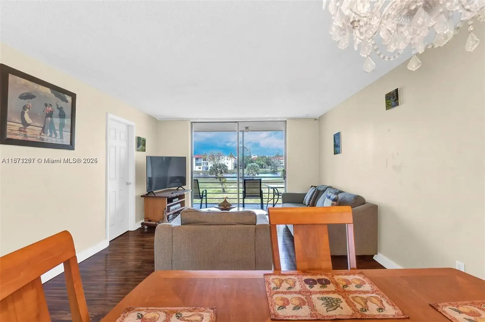 2951 E Sunrise Lakes Dr # 209, Sunrise FL 33322 photo 2