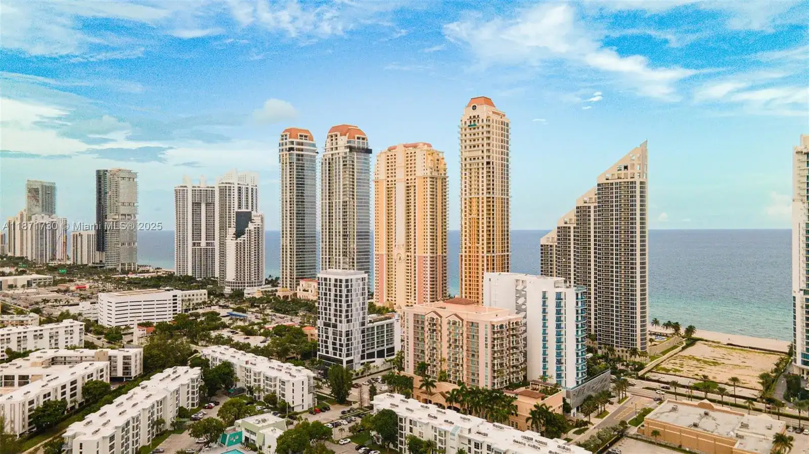210 174th St # 312, Sunny Isles Beach FL 33160 photo 5