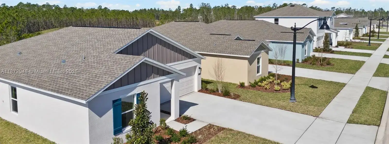 2086 Lasso Loop, Winter Haven FL 33839 photo 2
