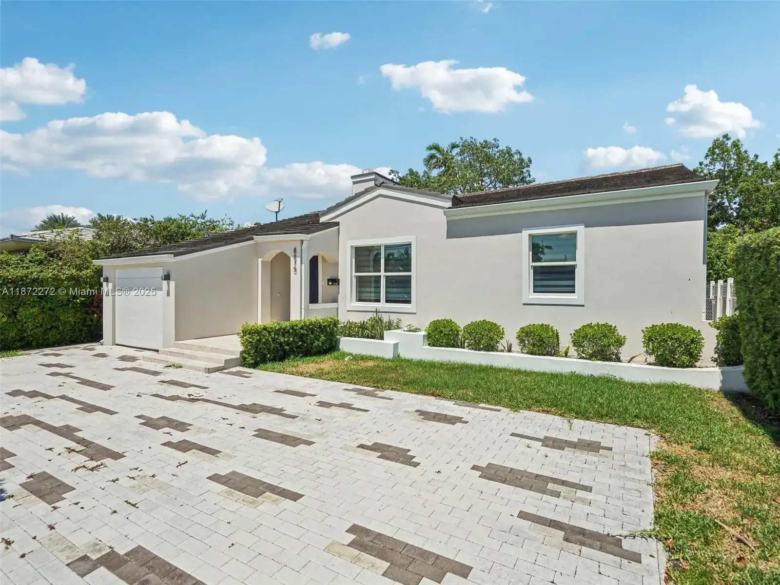 8875 Abbott Avenue, Surfside FL 33154 photo 2